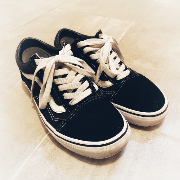 Vans Black Shoes - Picture 2 of 6